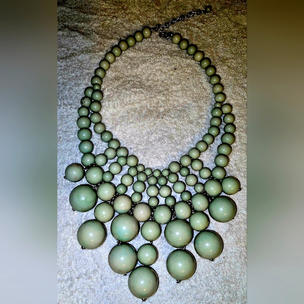 Vintage Bib Necklace
